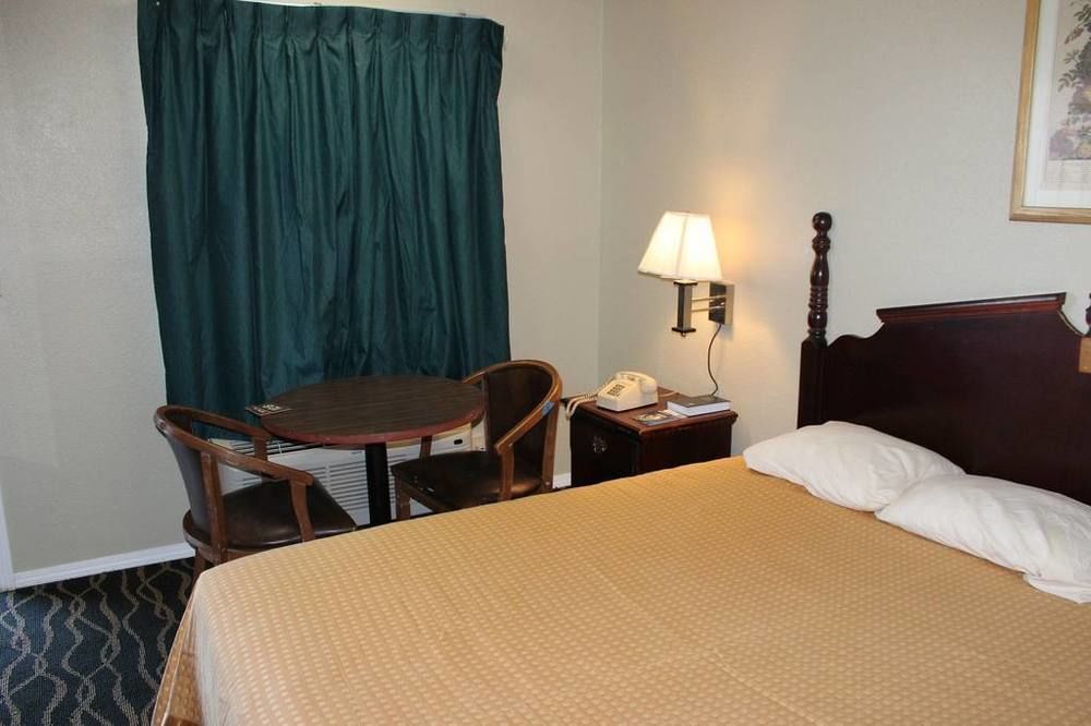 Budget Inn มัสโคกี ภายนอก รูปภาพ